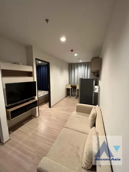 unit 1 Bedroom  Condominium For Sale in Sathorn, Bangkok  near BTS Saphan Taksin (AA37234)
