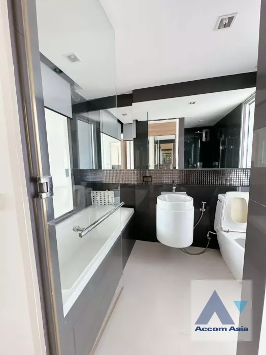 7  2 br Condominium For Sale in Sukhumvit ,Bangkok BTS On Nut at Rhythm Sukhumvit 50 AA37236