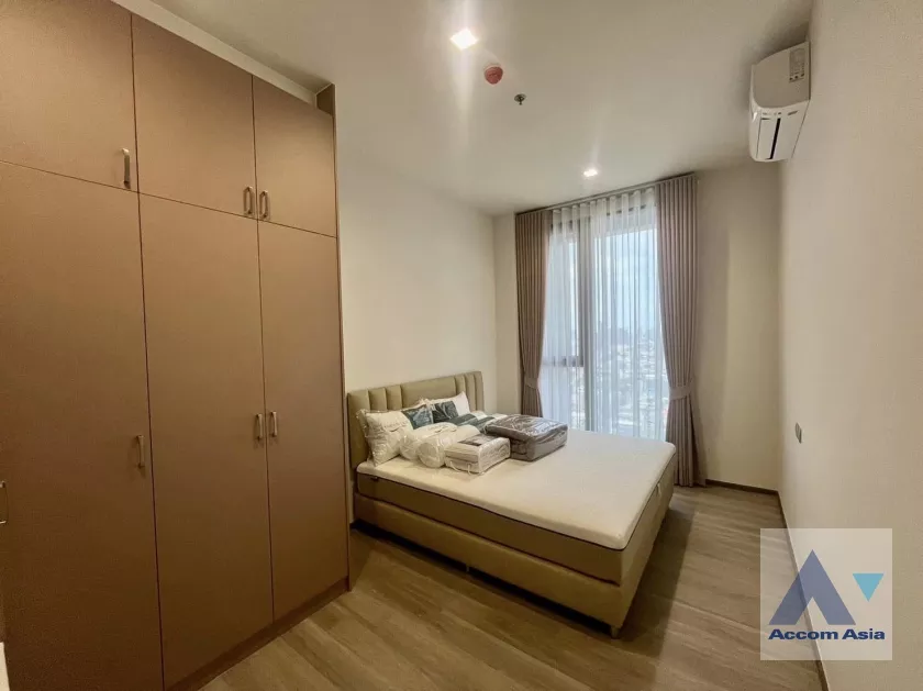unit 1 Bedroom  Condominium For Rent & Sale in Rama 3, Bangkok  near BTS Saphan Taksin (AA37238)
