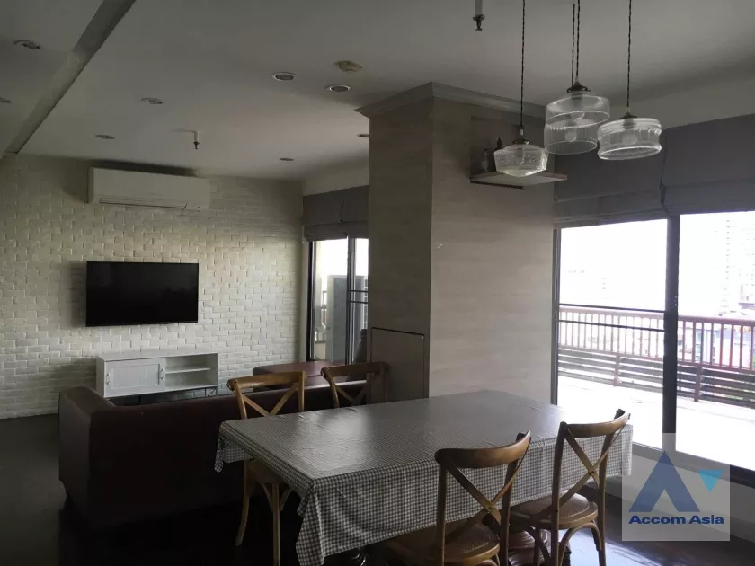  1  3 br Condominium For Rent in Ploenchit ,Bangkok BTS Ploenchit at Baan Ploenchit AA37243