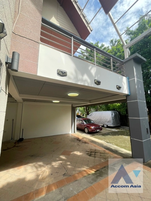  2  3 br House For Rent in Lat Phrao ,Bangkok  AA37247