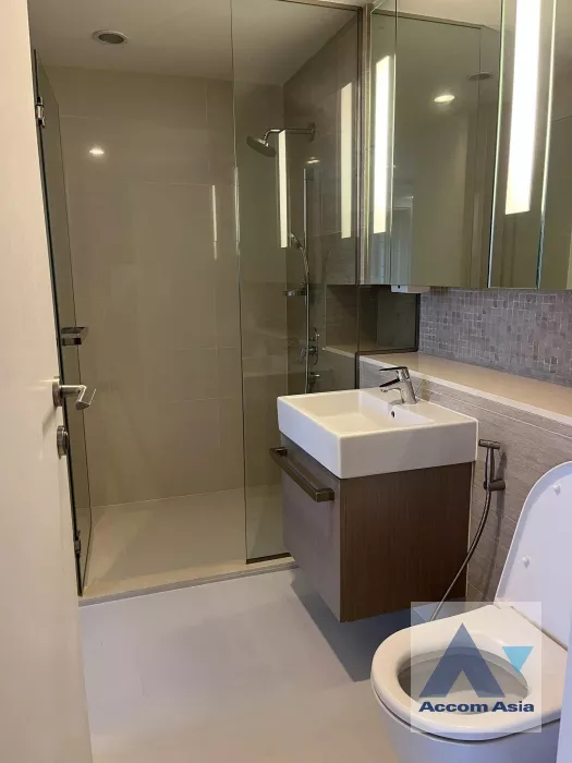 unit 1 Bedroom  Condominium For Rent in Sukhumvit, Bangkok  near BTS Ekkamai (AA37251)