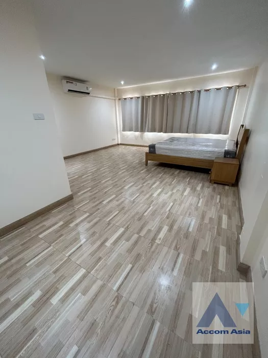 17  3 br Townhouse for rent and sale in sukhumvit ,Bangkok BTS Punnawithi AA37254