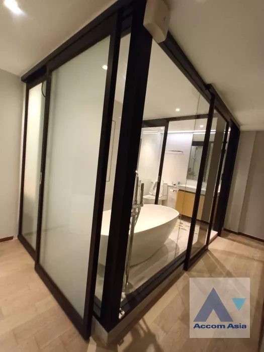 5  3 br Condominium For Rent in Ploenchit ,Bangkok BTS Ploenchit at All Seasons Mansion AA37272
