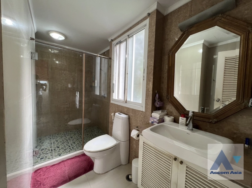 7  3 br Condominium For Sale in Sukhumvit ,Bangkok BTS Phrom Phong at Turnberry AA37289