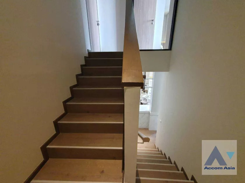 12  2 br Condominium For Sale in Sukhumvit ,Bangkok BTS Phrom Phong at Park Origin Phrom Phong AA37293