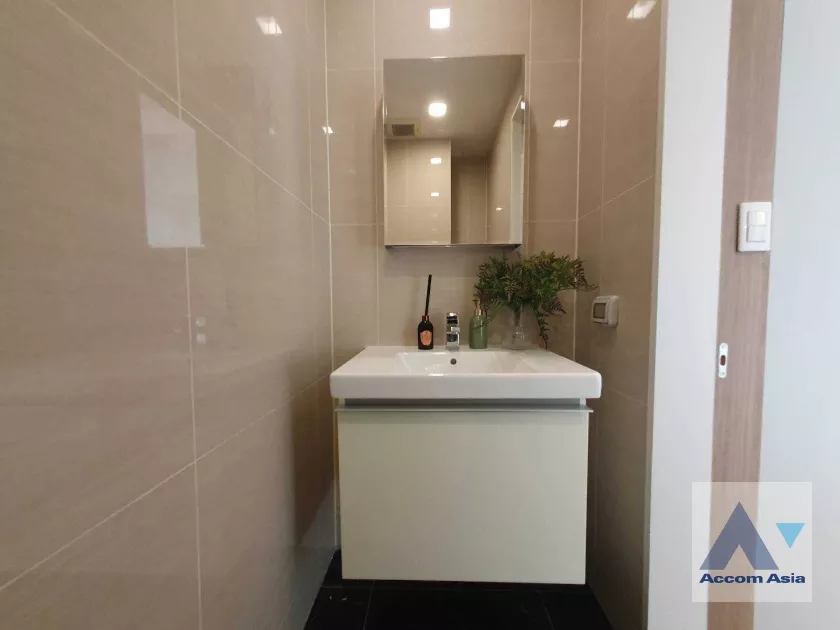 26  2 br Condominium For Sale in Sukhumvit ,Bangkok BTS Phrom Phong at Park Origin Phrom Phong AA37293