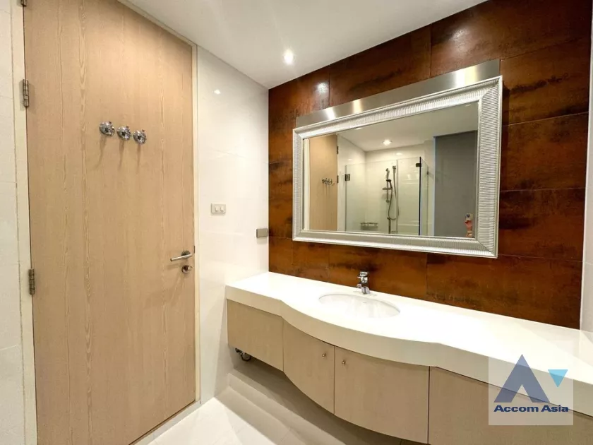 10  2 br Condominium for rent and sale in Ploenchit ,Bangkok BTS Chitlom at Grand Langsuan AA37308