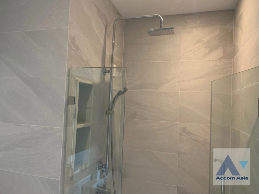 8  1 br Condominium For Sale in Sukhumvit ,Bangkok BTS Ekkamai at Rhythm Ekkamai Estate AA37315