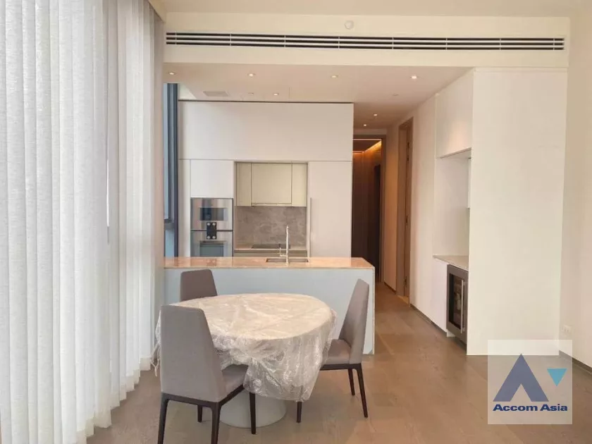 Fully Furnished |  1 Bedroom  Condominium For Rent in Ploenchit, Bangkok  near BTS Chitlom (AA37320)