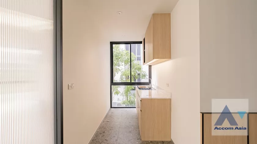 11  House For Rent in Sukhumvit ,Bangkok  AA37323