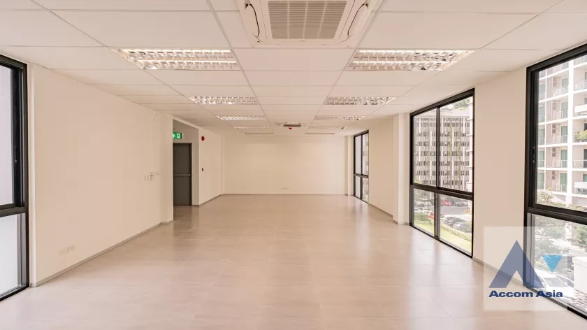 32  House For Rent in Sukhumvit ,Bangkok  AA37323