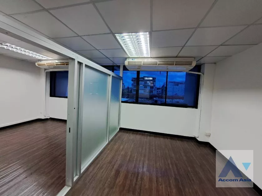 Office |  Office space For Rent in Sathorn, Bangkok  near BTS Saint Louis (AA37330)
