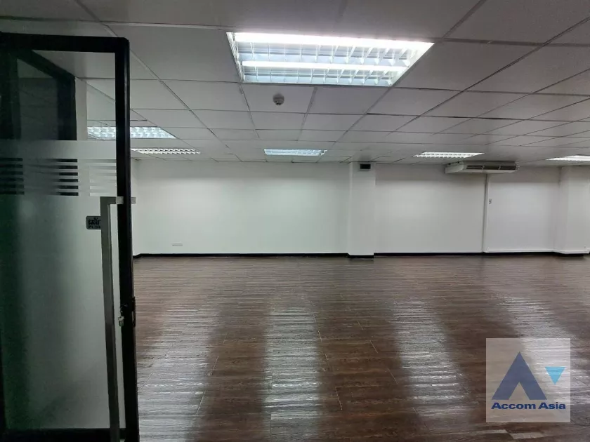 6  Office Space For Rent in Sathorn ,Bangkok BTS Saint Louis at IYARA Tower AA37330