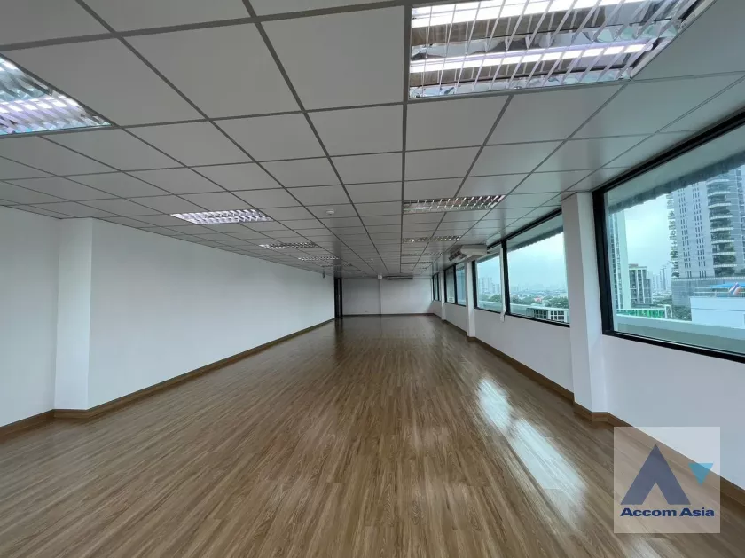unitOffice |  Office space For Rent in Sathorn, Bangkok  near BTS Saint Louis (AA37331)