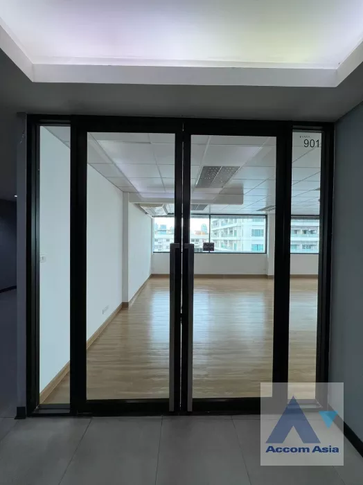 5  Office Space For Rent in Sathorn ,Bangkok BTS Saint Louis at IYARA Tower AA37331