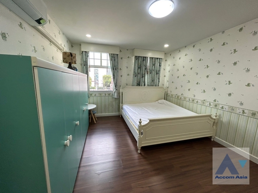 7  3 br Townhouse for rent and sale in Sukhumvit ,Bangkok BTS On Nut at Garden Square Sukhumvit 77 AA37335