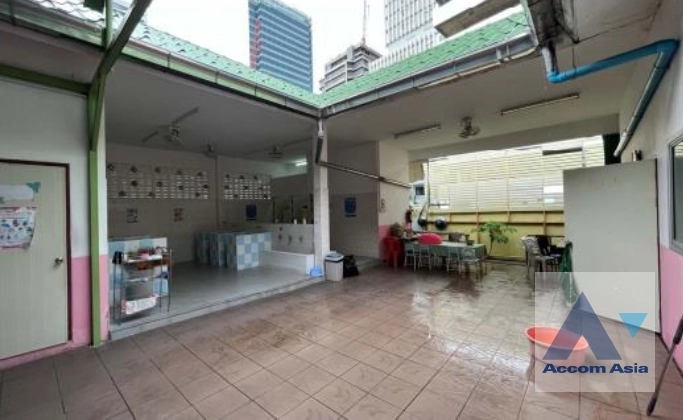 5  House For Rent in Sathorn ,Bangkok BTS Chong Nonsi AA37336