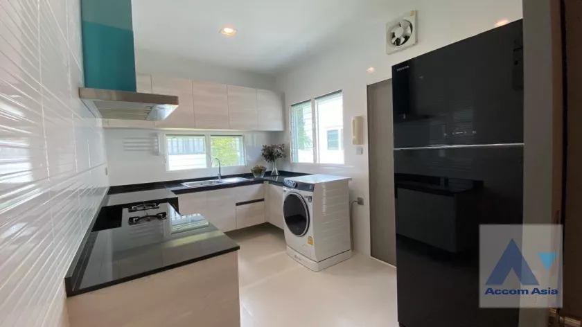 4  4 br House For Rent in Samutprakan ,Samutprakan  at Mantana Bangna Km.7 AA37339