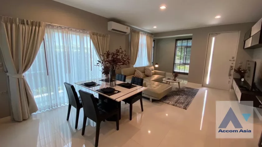  1  4 br House For Rent in Samutprakan ,Samutprakan  at Mantana Bangna Km.7 AA37339