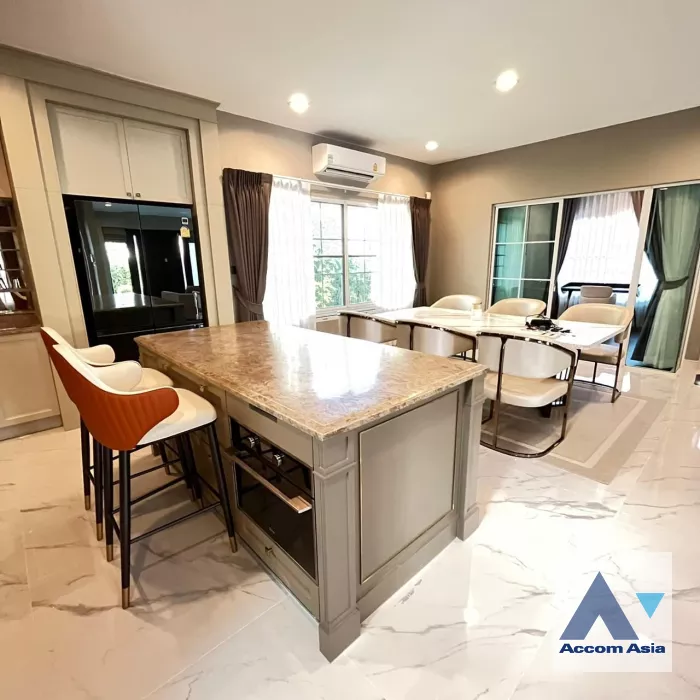 4  4 br House for rent and sale in Phaholyothin ,Bangkok  at Nantawan Ramintra-Paholyothin 50 AA37340