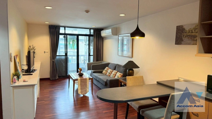 unit 2 Bedrooms  Condominium For Rent in Sukhumvit, Bangkok  near BTS Thong Lo (AA37345)