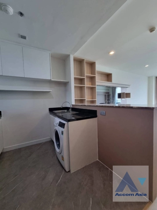 6  2 br Condominium for rent and sale in Sukhumvit ,Bangkok BTS Phra khanong at Sky Walk Condominium AA37351