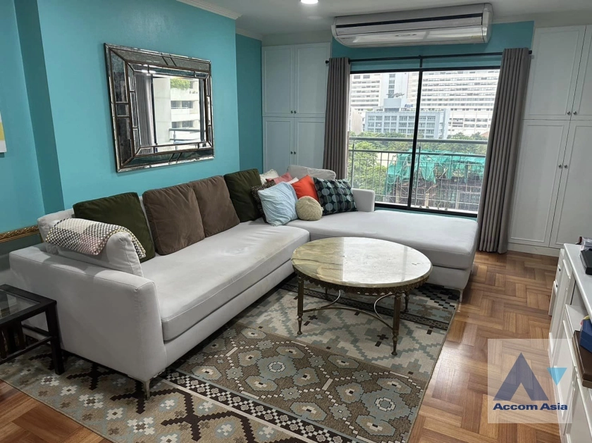  2 Bedrooms  Condominium For Sale in Sukhumvit, Bangkok  near BTS Nana (AA37354)