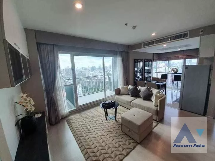  2 Bedrooms  Condominium For Rent & Sale in Ratchadapisek, Bangkok  near MRT Huai Khwang (AA37356)