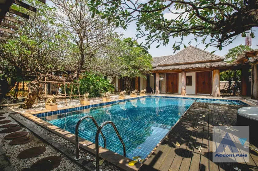  1  5 br House For Sale in Lat Phrao ,Bangkok  AA37360