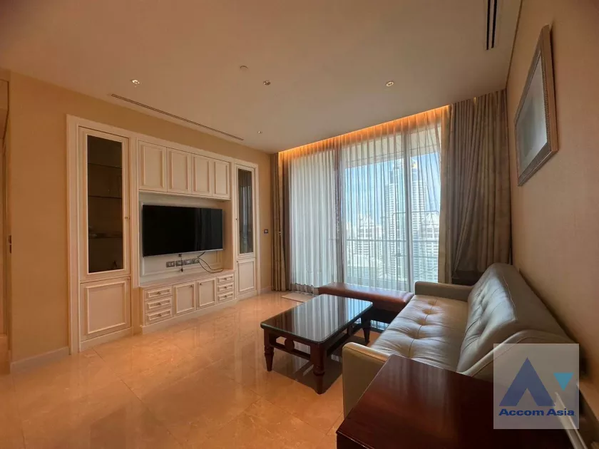  2  3 br Condominium for rent and sale in Ploenchit ,Bangkok BTS Chitlom at Sindhorn Residence AA37363
