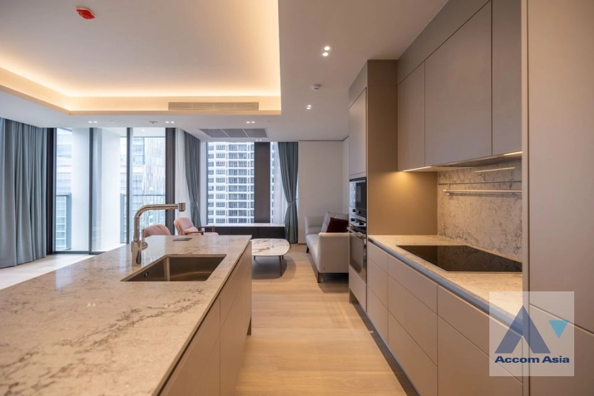 unit 2 Bedrooms  Condominium For Rent in Ploenchit, Bangkok  near BTS Ploenchit (AA37364)