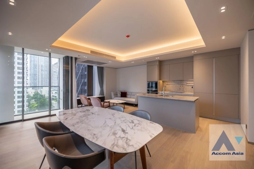 unit 2 Bedrooms  Condominium For Rent in Ploenchit, Bangkok  near BTS Ploenchit (AA37364)