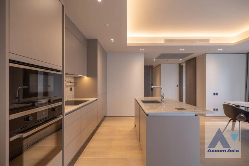 8  2 br Condominium For Rent in Ploenchit ,Bangkok BTS Ploenchit at Tonson One Residence AA37364