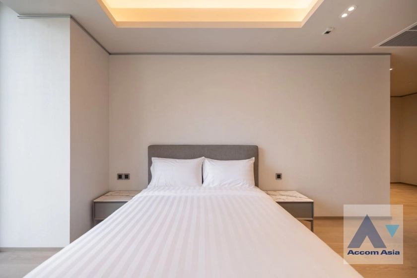 15  2 br Condominium For Rent in Ploenchit ,Bangkok BTS Ploenchit at Tonson One Residence AA37364