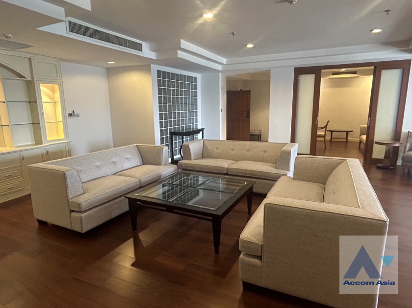  Luxury Quality Modern Apartment  4 Bedroom for Rent BTS Thong Lo in Sukhumvit Bangkok