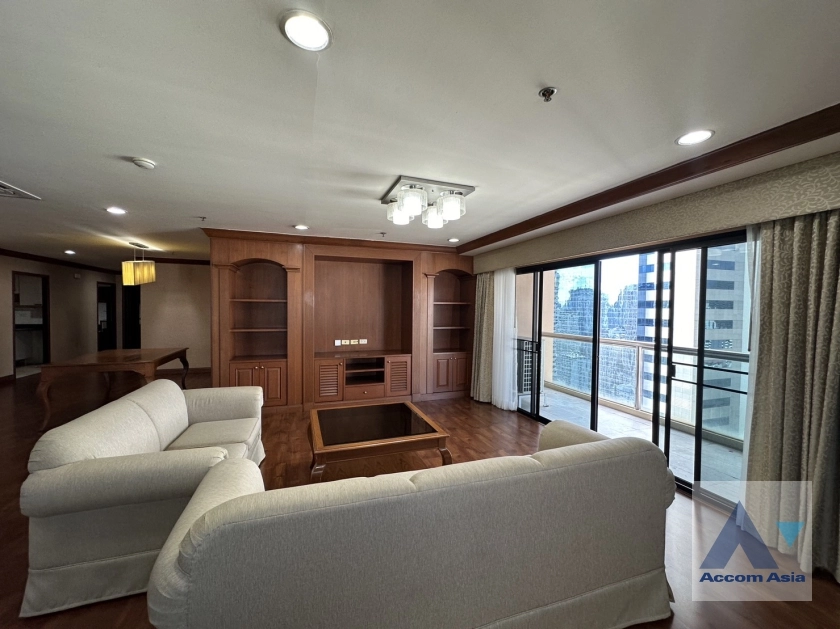 5  3 br Apartment For Rent in Sukhumvit ,Bangkok BTS Asok - MRT Sukhumvit at Perfect Apartment for Big Family, Prime Location Near Main Street AA37371