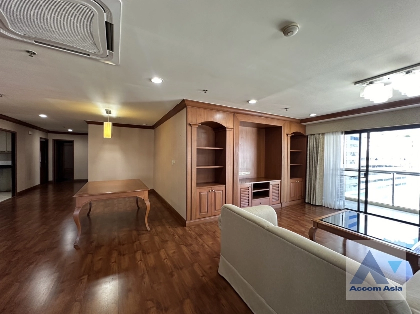 4  3 br Apartment For Rent in Sukhumvit ,Bangkok BTS Asok - MRT Sukhumvit at Perfect Apartment for Big Family, Prime Location Near Main Street AA37371