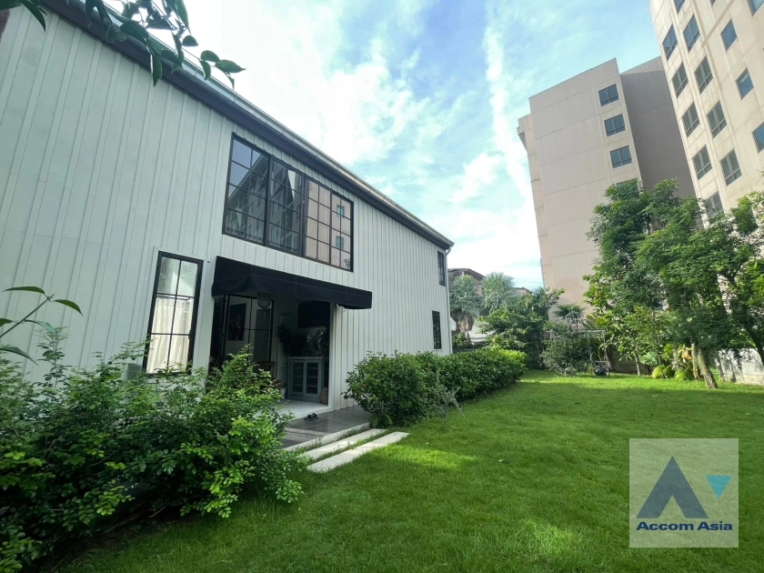 5  1 br House For Sale in Sathorn ,Bangkok  AA37378