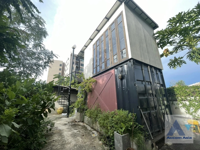 18  1 br House For Sale in Sathorn ,Bangkok  AA37378