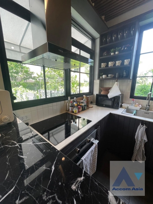 21  1 br House For Sale in Sathorn ,Bangkok  AA37378