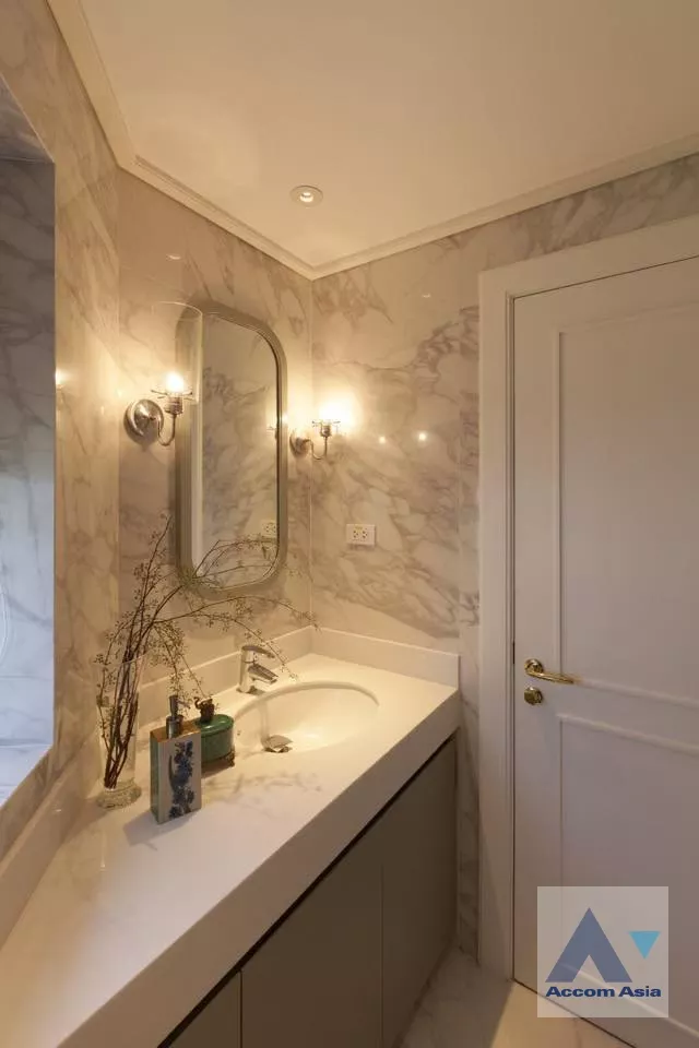 7  3 br Condominium For Rent in Ploenchit ,Bangkok BTS Ploenchit at All Seasons Mansion AA37388