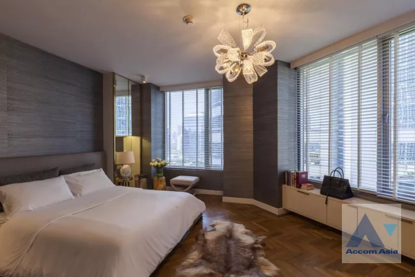 5  3 br Condominium For Rent in Ploenchit ,Bangkok BTS Ploenchit at All Seasons Mansion AA37388