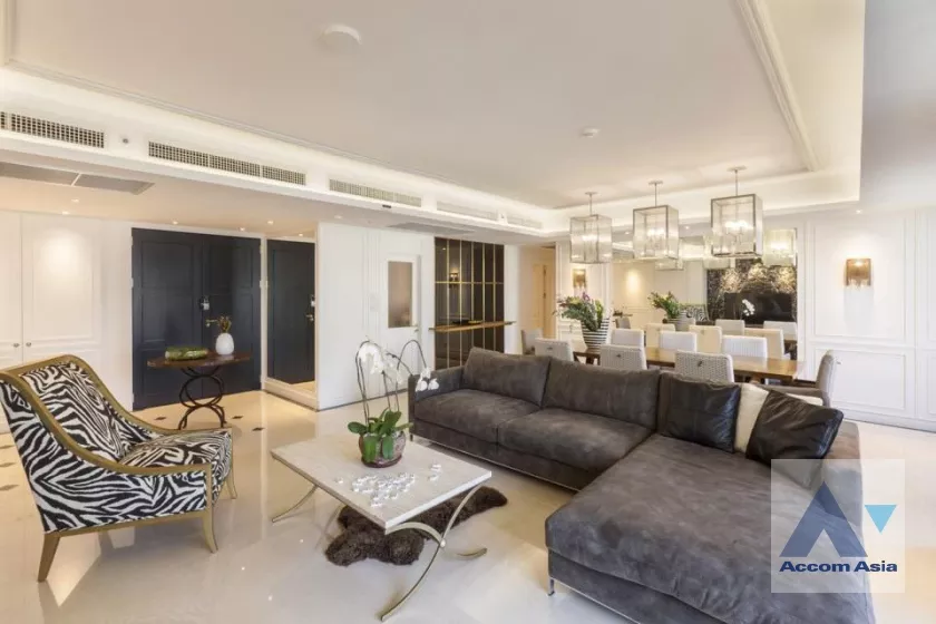  3 Bedrooms  Condominium For Rent in Ploenchit, Bangkok  near BTS Ploenchit (AA37388)