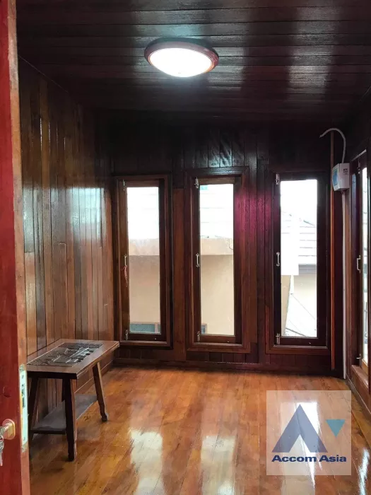 4  4 br House For Sale in Sukhumvit ,Bangkok BTS Bearing AA37394