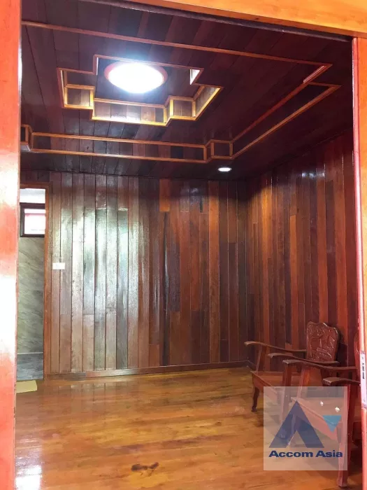 7  4 br House For Sale in Sukhumvit ,Bangkok BTS Bearing AA37394