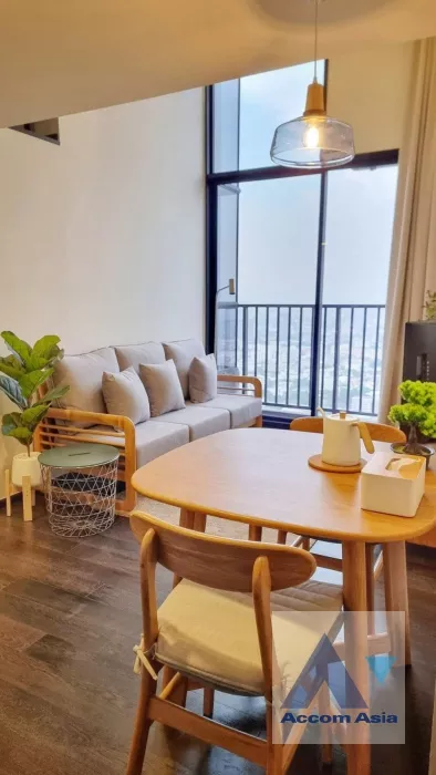 Duplex Condo |  2 Bedrooms  Condominium For Rent in Sukhumvit, Bangkok  near BTS Thong Lo (AA37400)