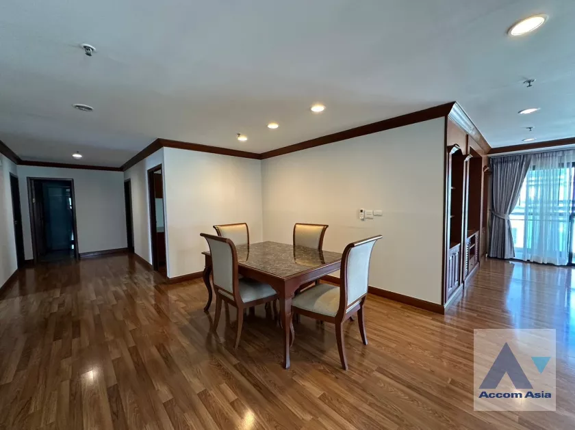 4  3 br Apartment For Rent in Sukhumvit ,Bangkok BTS Asok - MRT Sukhumvit at Perfect Apartment for Big Family, Prime Location Near Main Street AA37403