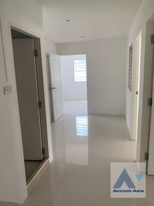 6  5 br House For Rent in Ratchadaphisek ,Bangkok MRT Sutthisan AA37421