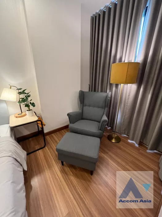 unit 1 Bedroom  Condominium For Rent in Charoen Nakhon, Bangkok  near BTS Krung Thon Buri (AA37424)